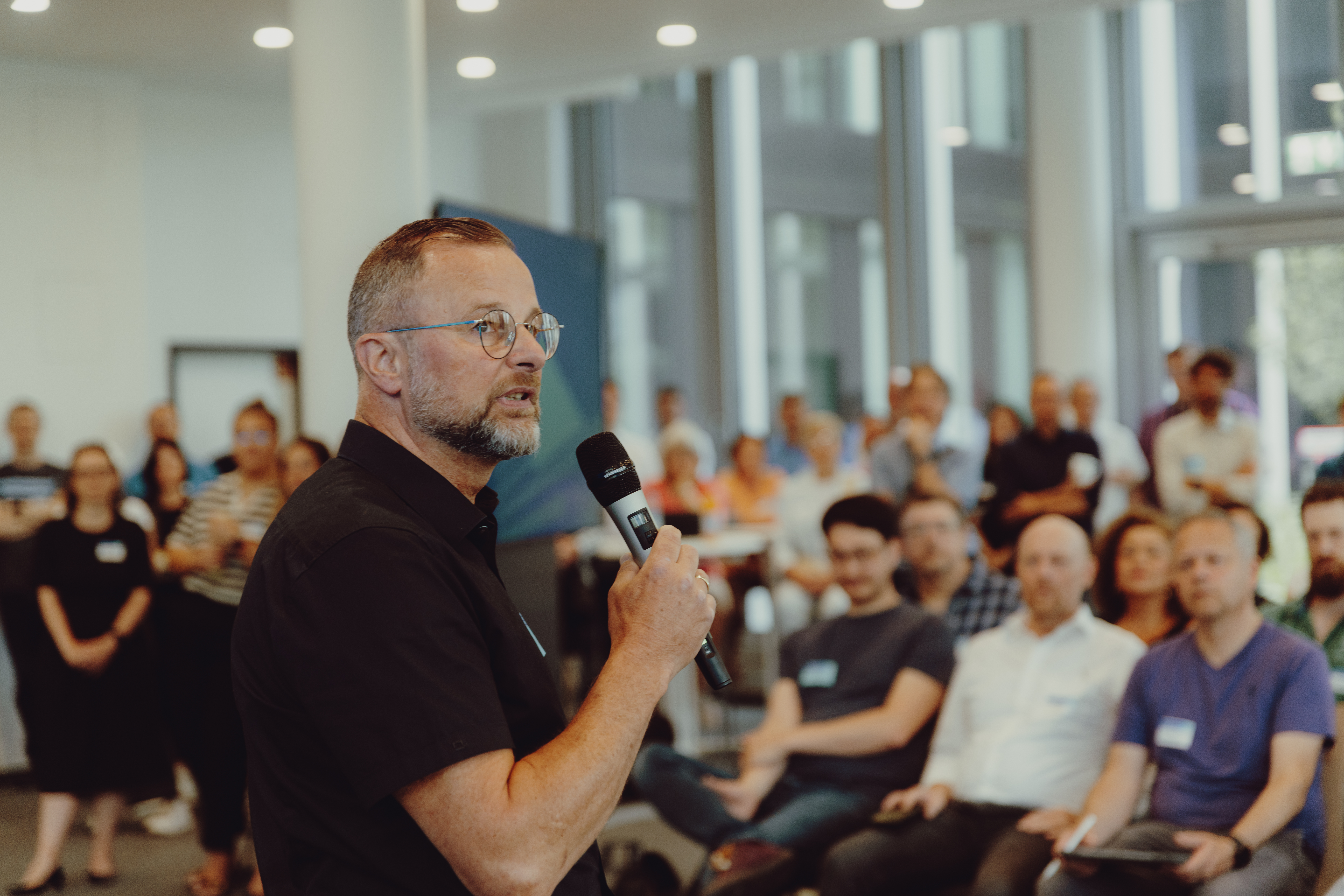 Foto von der Digitaltag-Aktion der Stadt München zum Thema „Open Source & Digitale Souveränität“